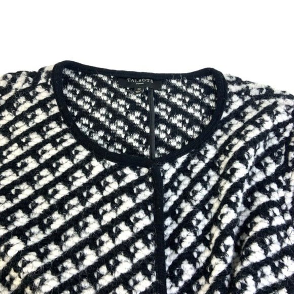 Talbots Chunky Knit Sweater Jacket in Black and White ArrowKnit Lonngline Topper - Picture 3 of 7